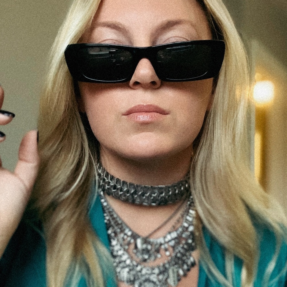 Gucci Slim Rectangular Sunglasses - image 1